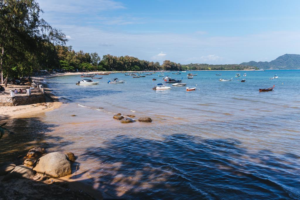 Rawai View Beachfront Exteriör bild