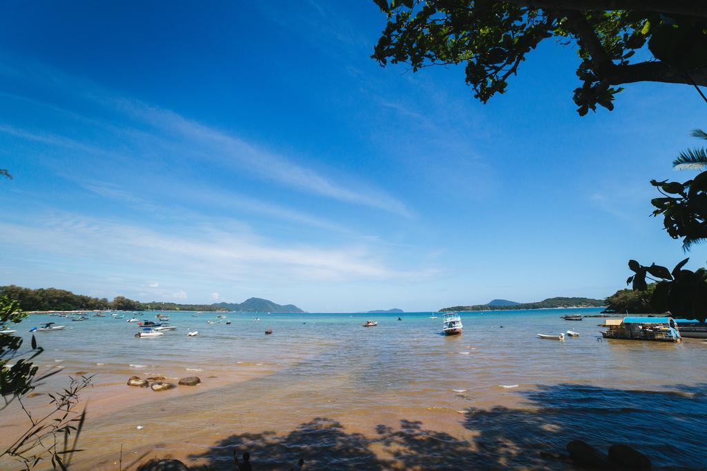 Rawai View Beachfront Exteriör bild